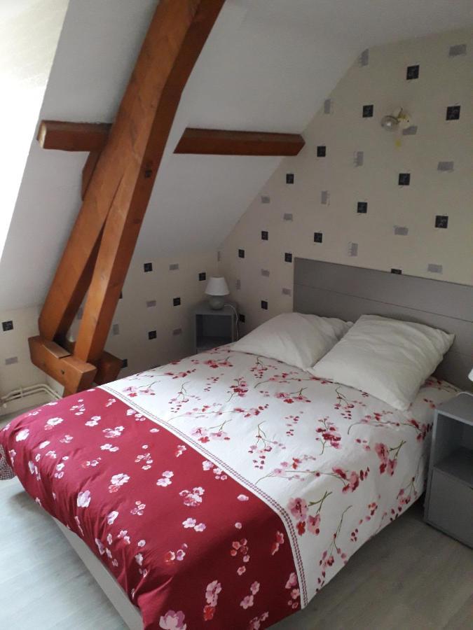 Chez Claude & Chantal Saint-Yorre Экстерьер фото